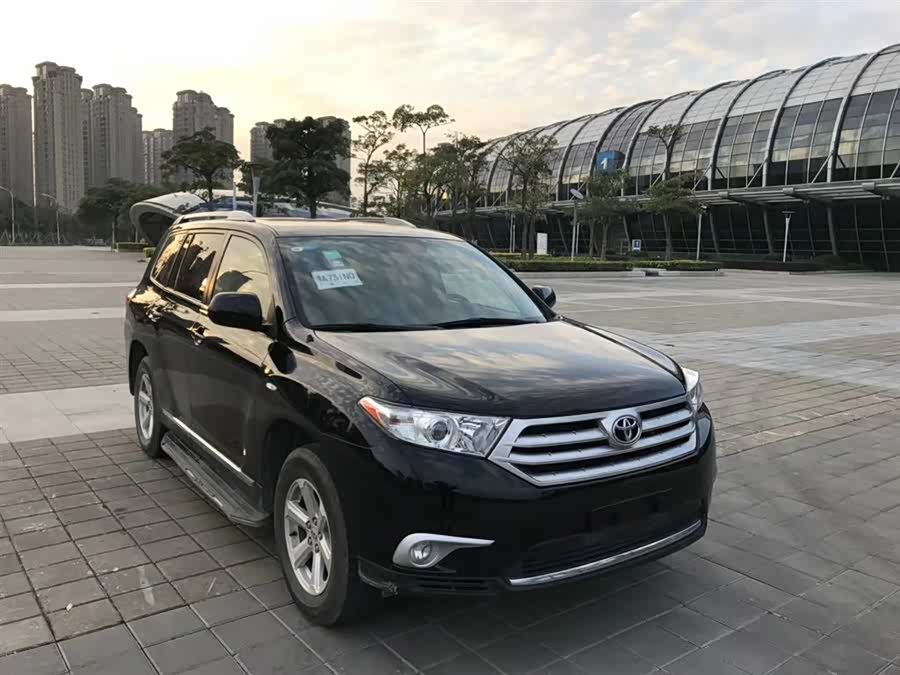 汉兰达 2012款 2.7l 两驱7座豪华版