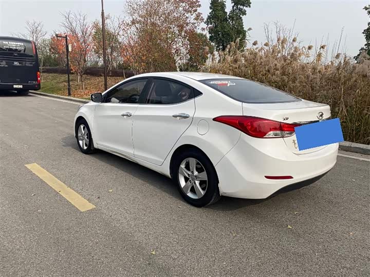 朗动2012款 1.6l 手动领先型