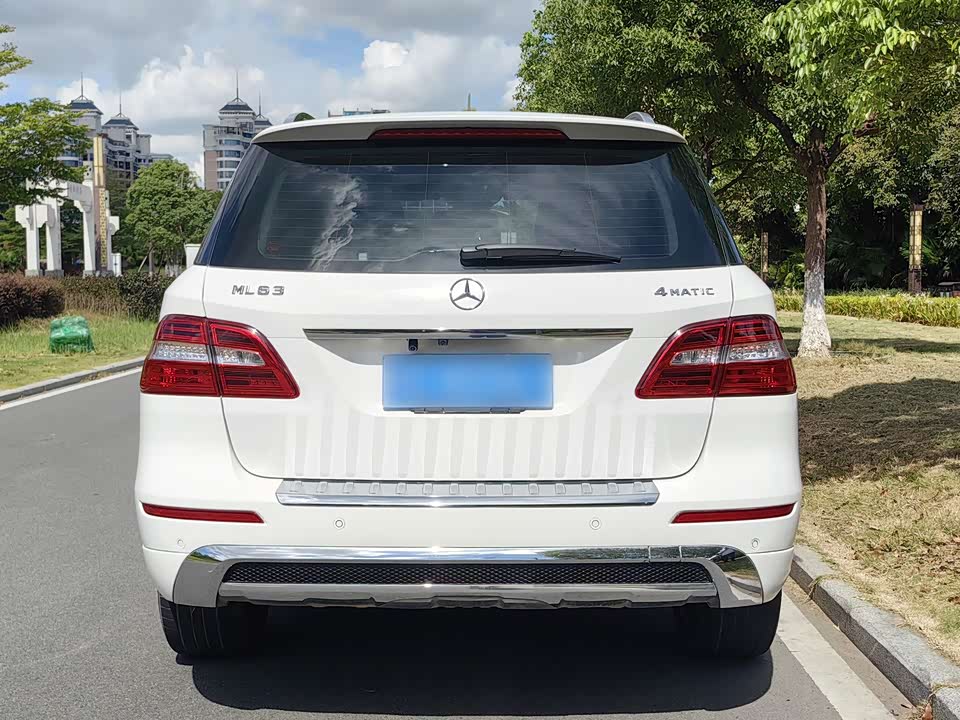 Mercedes-Benz M class