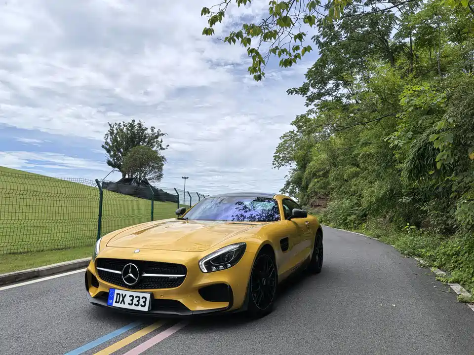Mercedes-Benz AMG GT