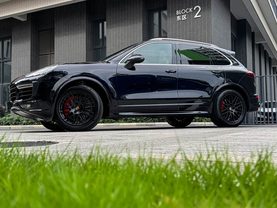 Porsche Cayenne Porsche Cayenne