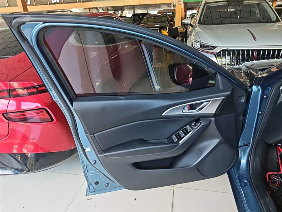 Mazda 3 Angkesaila Mazda 3 Angkesaila