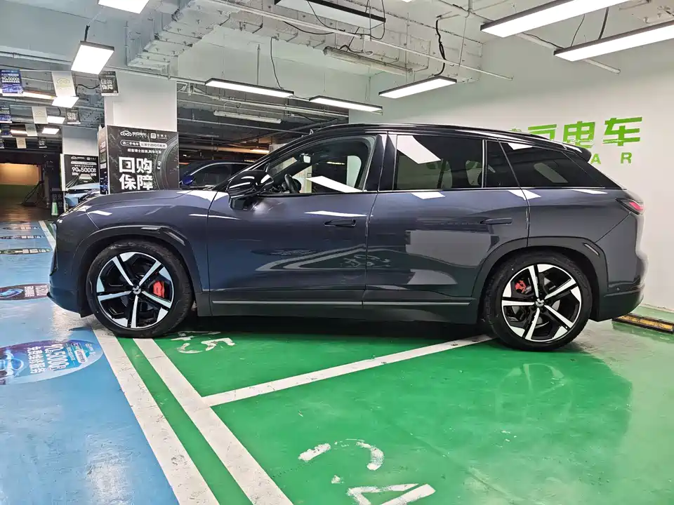 NIO ES7