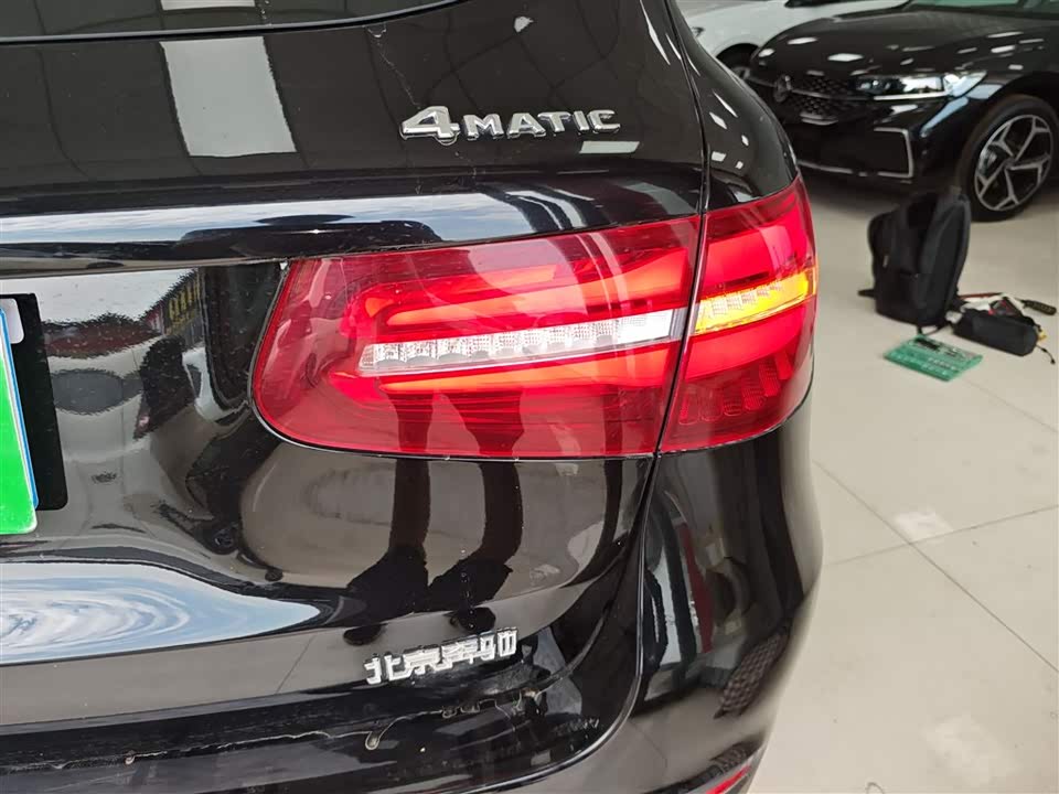 Mercedes-Benz GLC Mercedes-Benz GLC