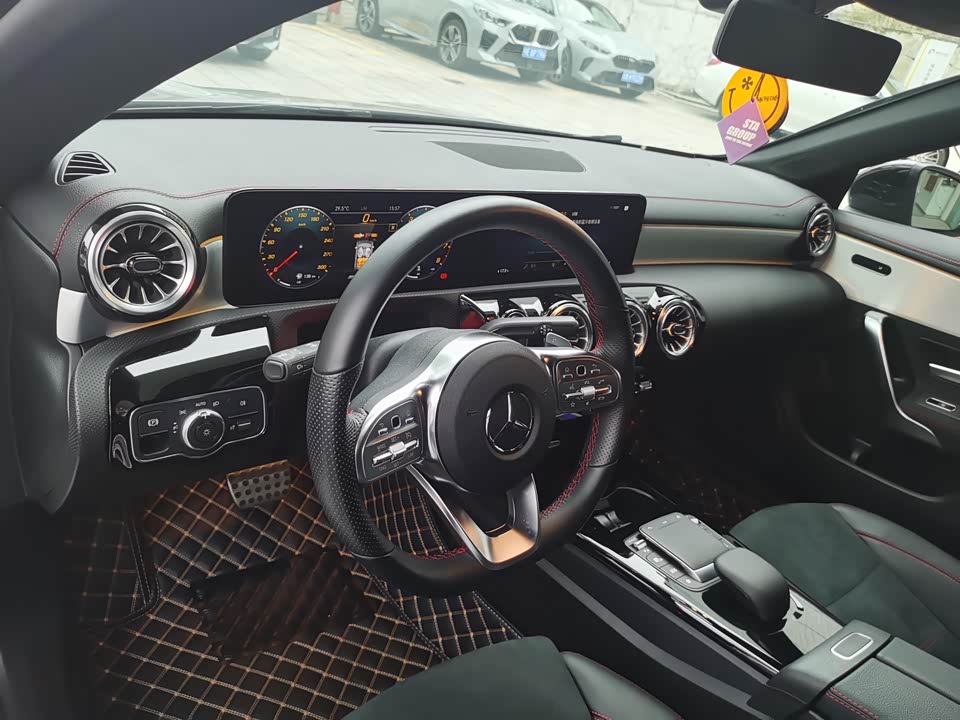 Mercedes-Benz CLA
