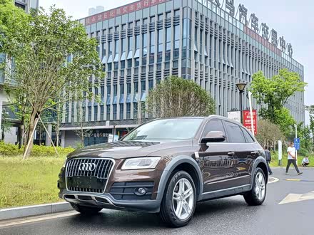 奥迪q5 2018款 典藏版 40 tfsi 技术型