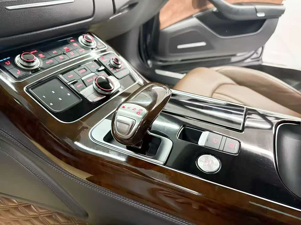 Audi A8 Audi A8