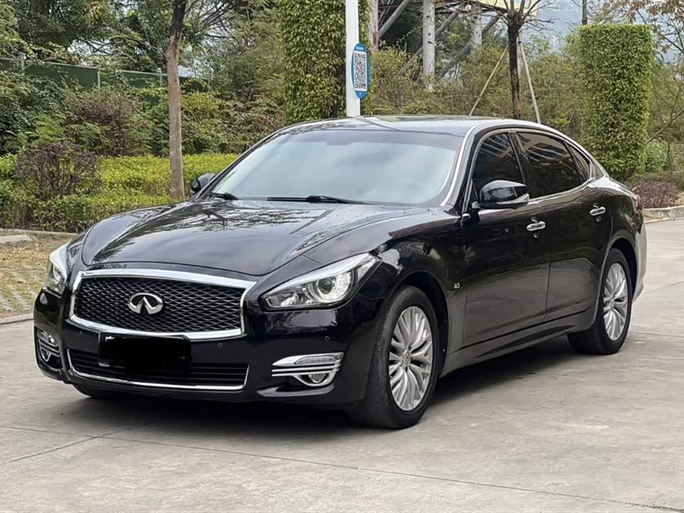 Infiniti Q70 Infiniti Q70