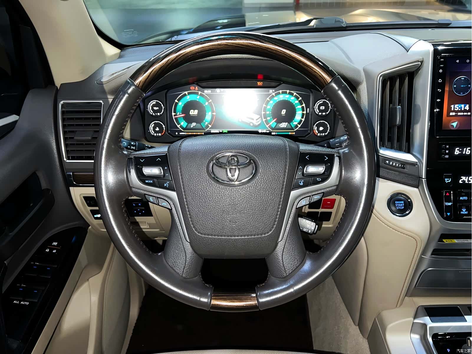 Toyota Land Cruiser, 2019 все фото