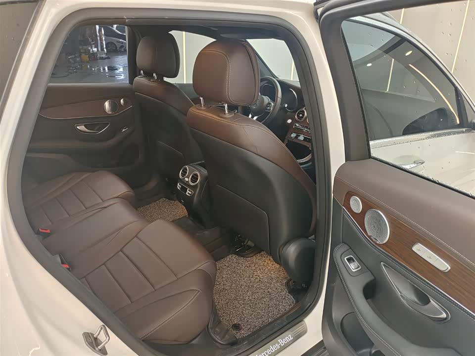 Mercedes-Benz GLC Mercedes-Benz GLC