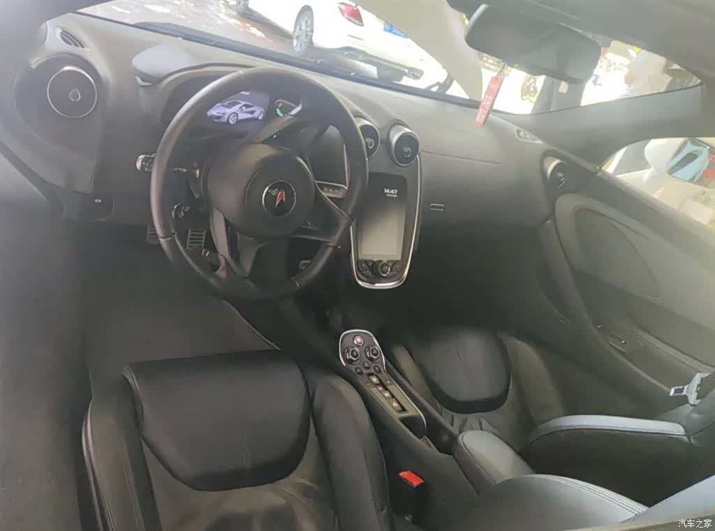 McLaren 540C, 2018 10