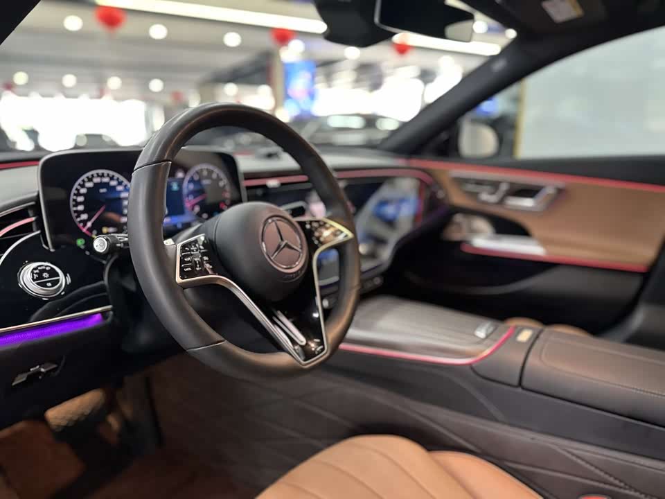 Mercedes-Benz E-class Mercedes-Benz E-class