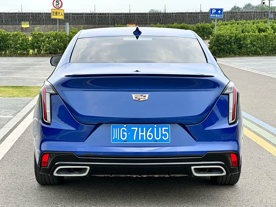 Cadillac CT4