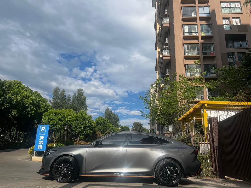 Changan UNI-V