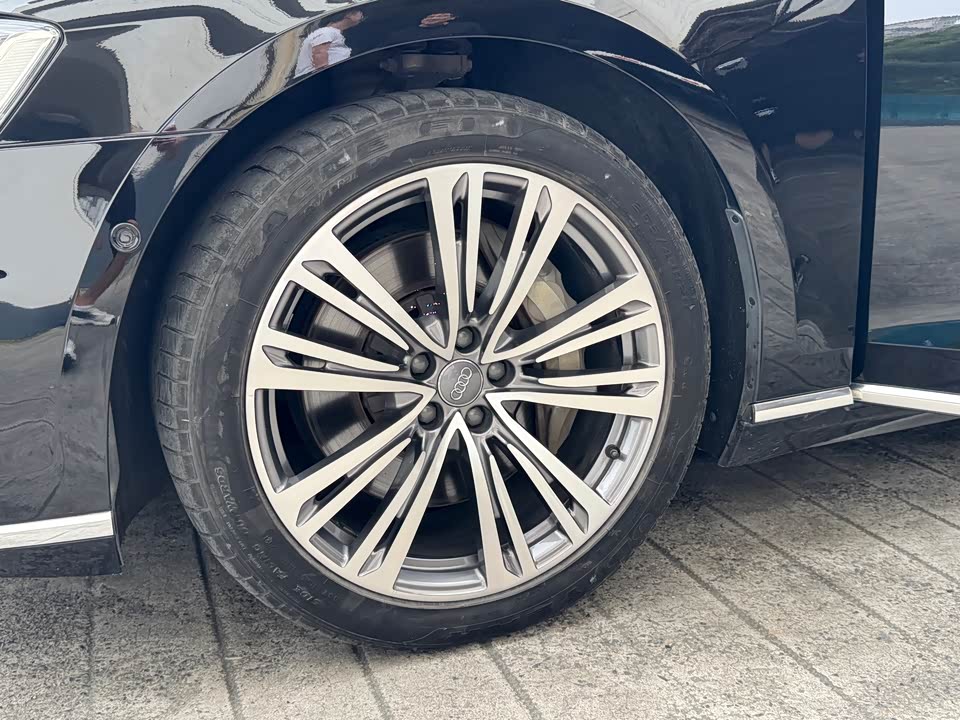 Audi A8 Audi A8