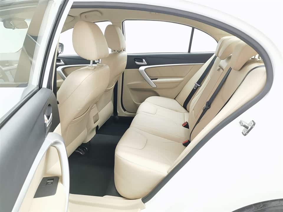 Geely Emgrand Geely Emgrand