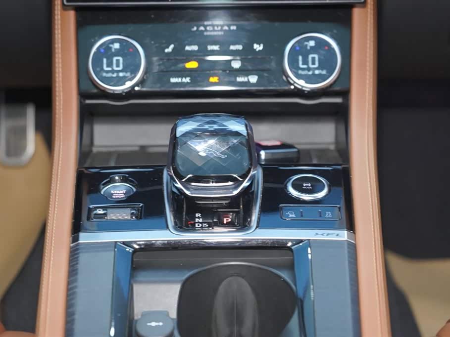 Jaguar XFL Jaguar XFL