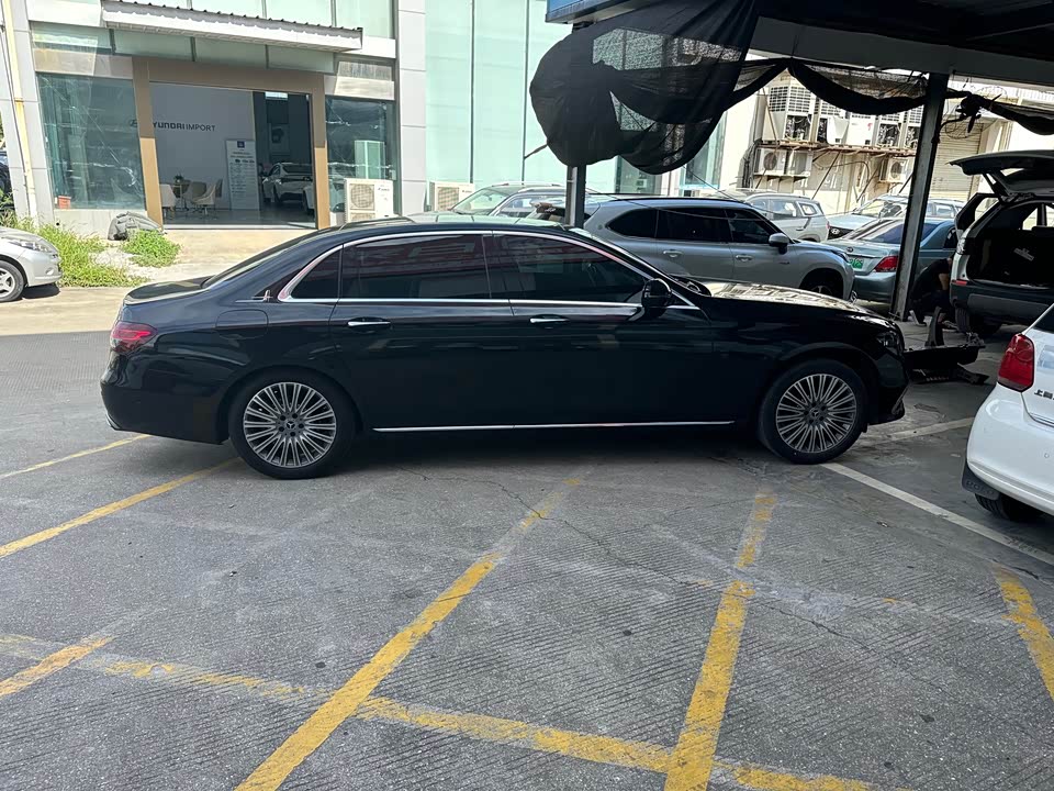 Mercedes-Benz E-class Mercedes-Benz E-class
