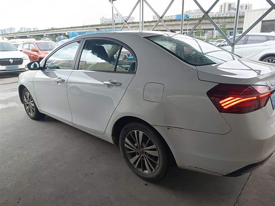 Geely Emgrand Geely Emgrand