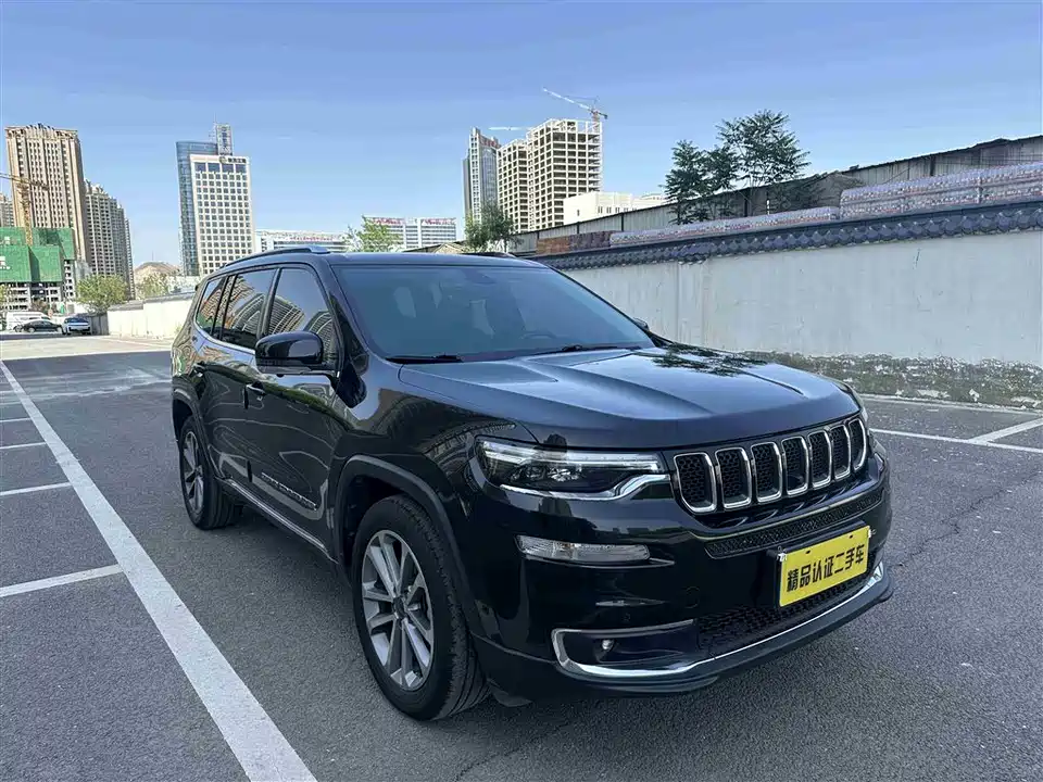 Jeep Grand Commander