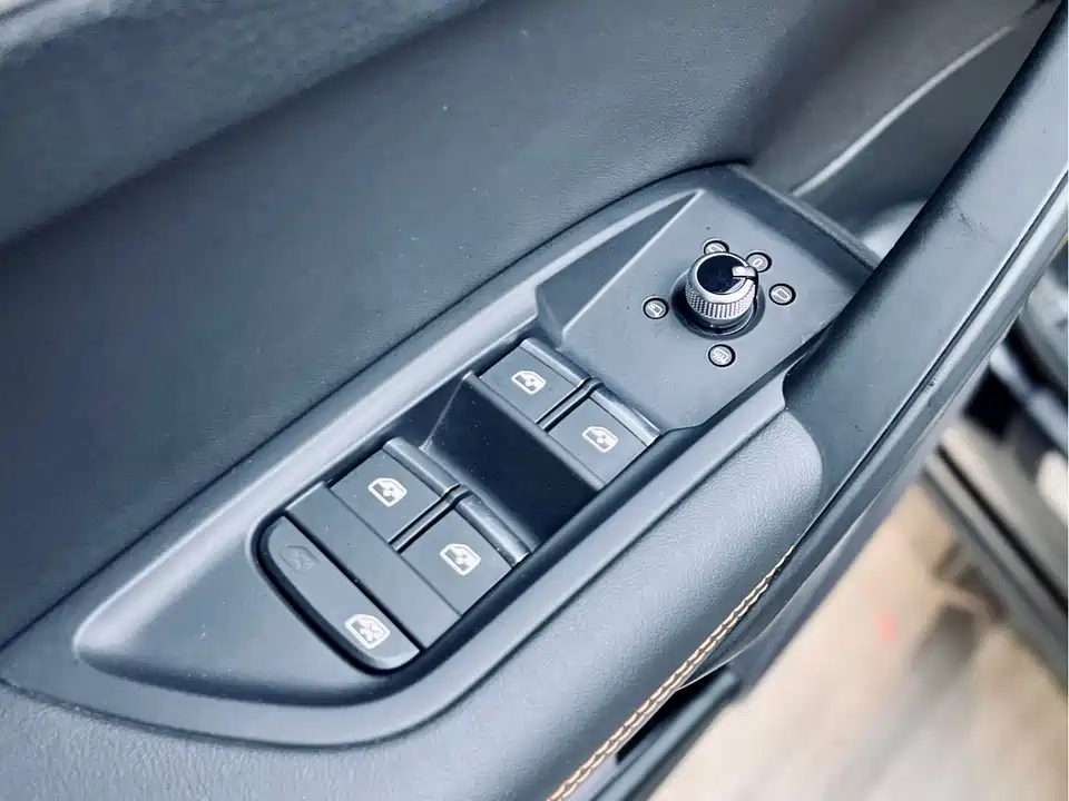 Audi Q5L Audi Q5L