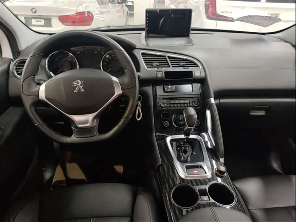 Peugeot 3008 Peugeot 3008