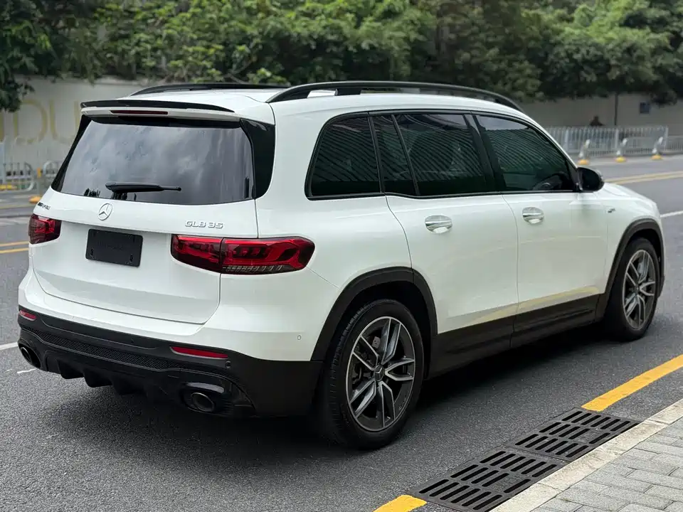 Mercedes-Benz GLB AMG