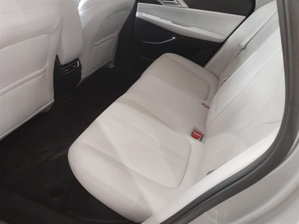 XPENG P5 XPENG P5