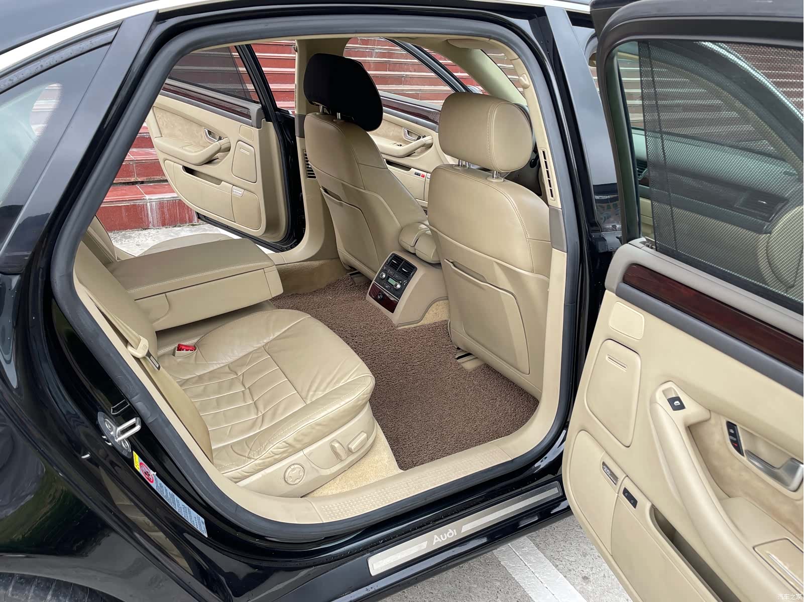 Audi A8, 2004 13