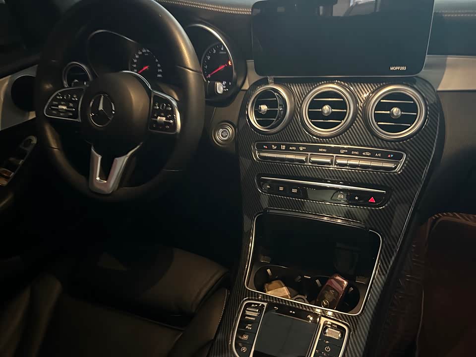 Mercedes-Benz GLC Mercedes-Benz GLC