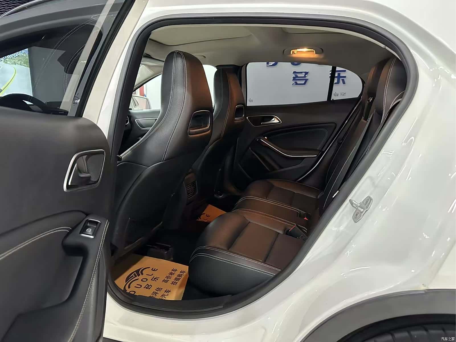 Mercedes-Benz GLA, 2015 6