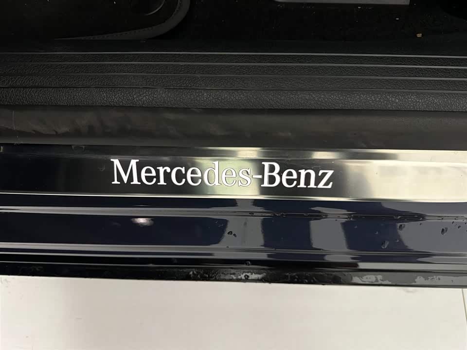 Mercedes-Benz EQS Mercedes-Benz EQS