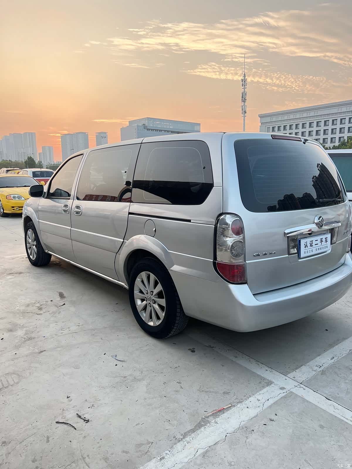Buick GL8, 2015 3