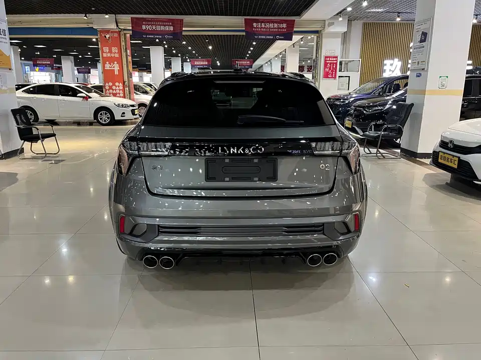 Lynk & Co 02 Hatchback
