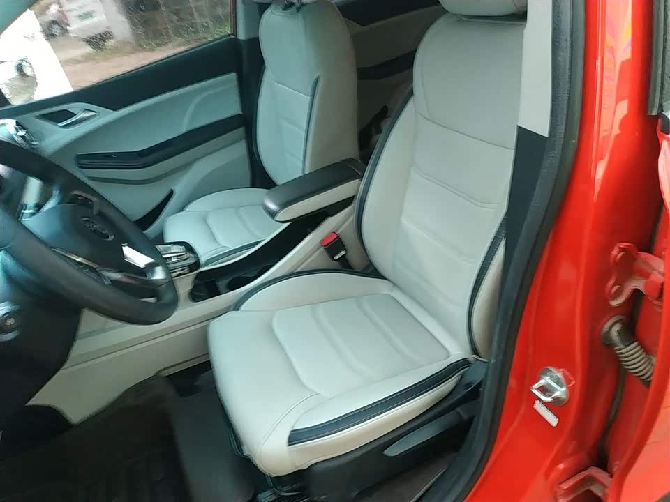 BYD Yuan Pro BYD Yuan Pro