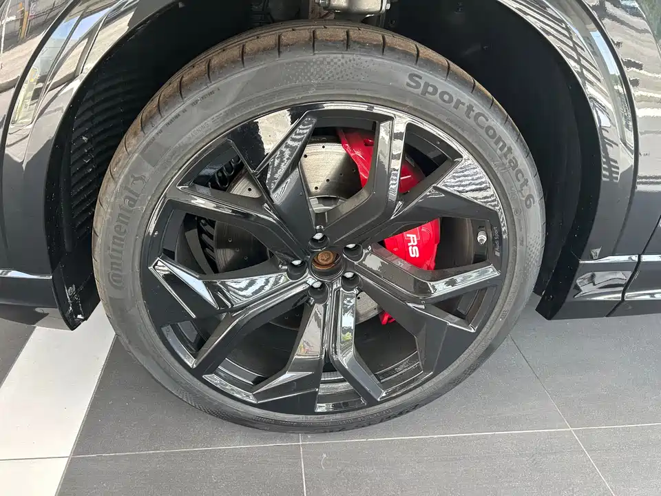 Audi RS Q8 Audi RS Q8