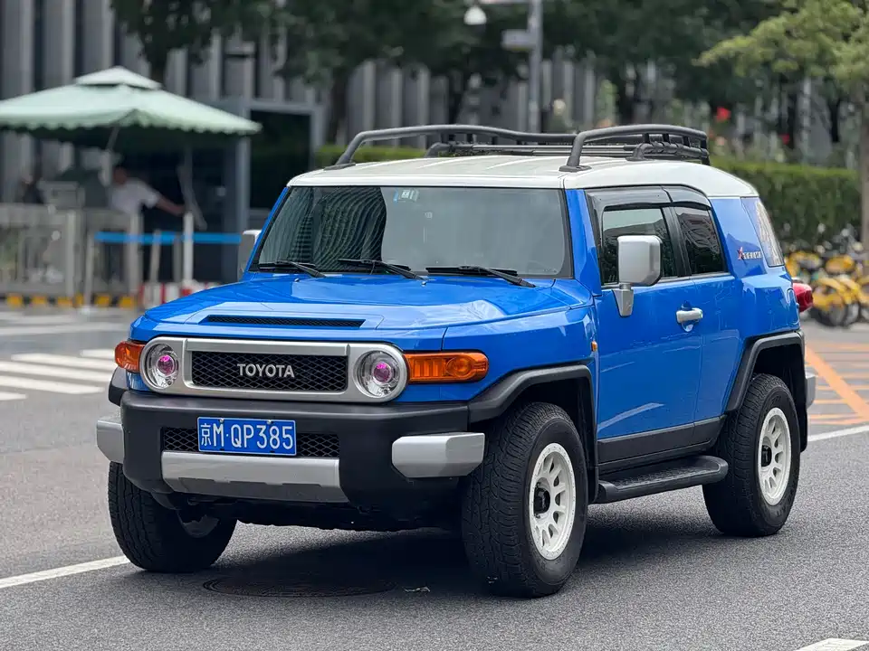 Toyota FJ Cool Luze