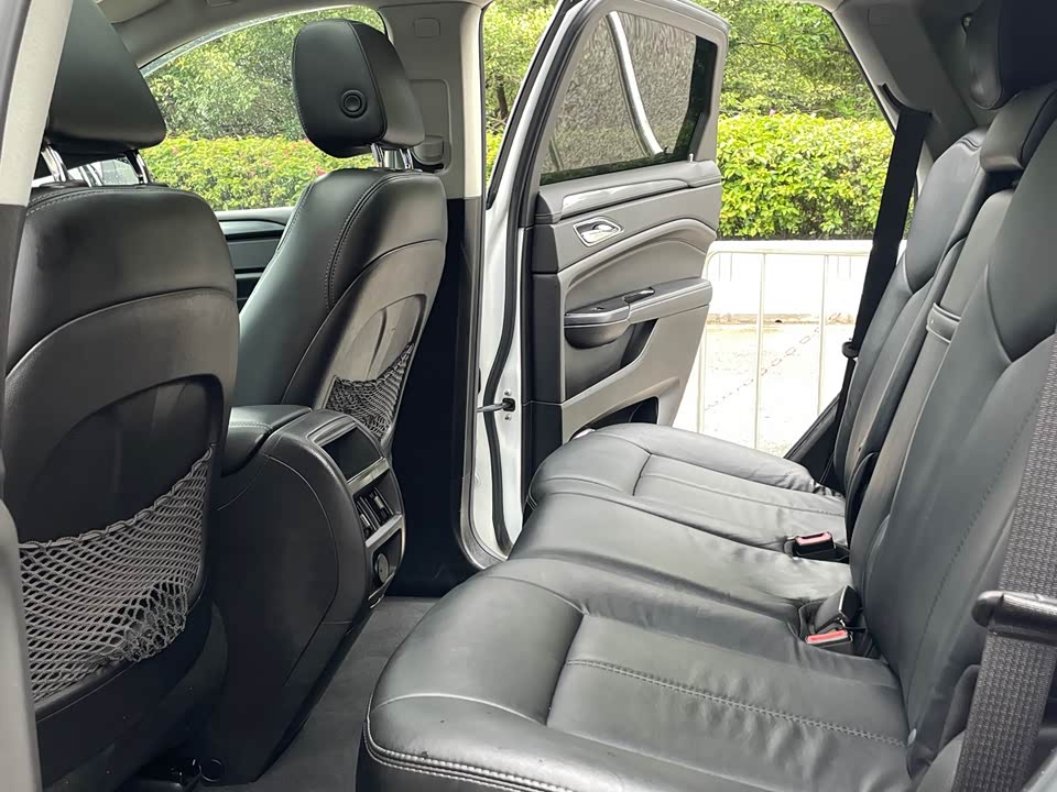 Cadillac SRX