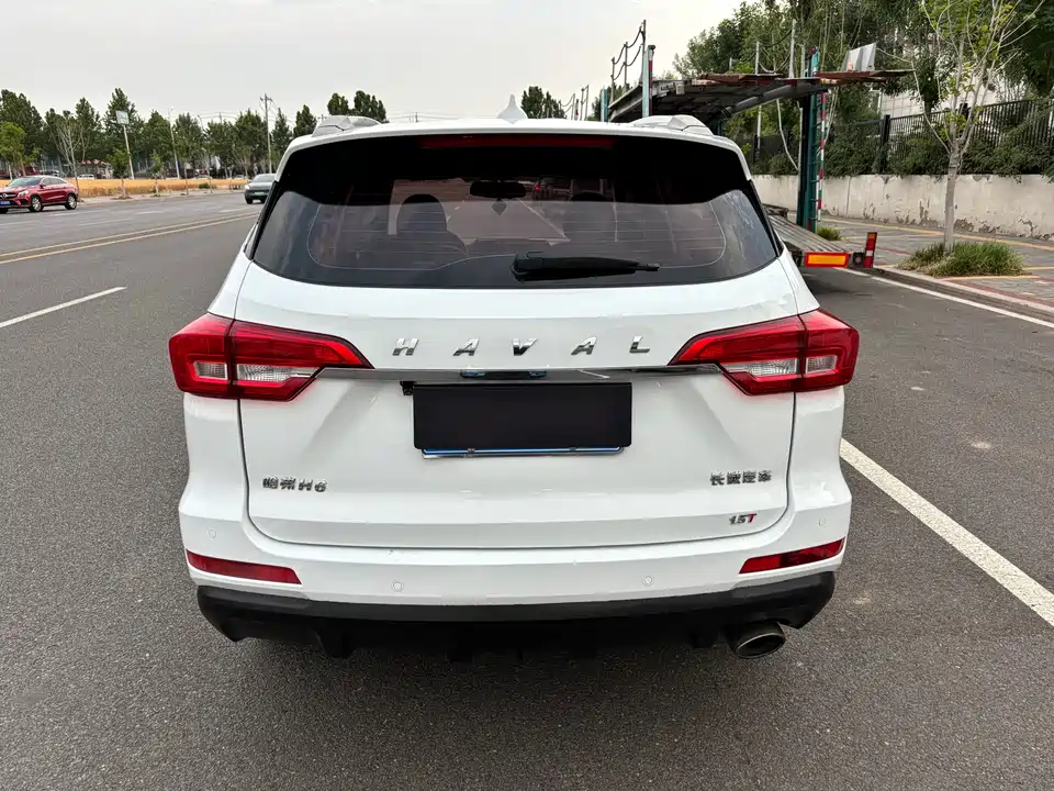 Haval M6