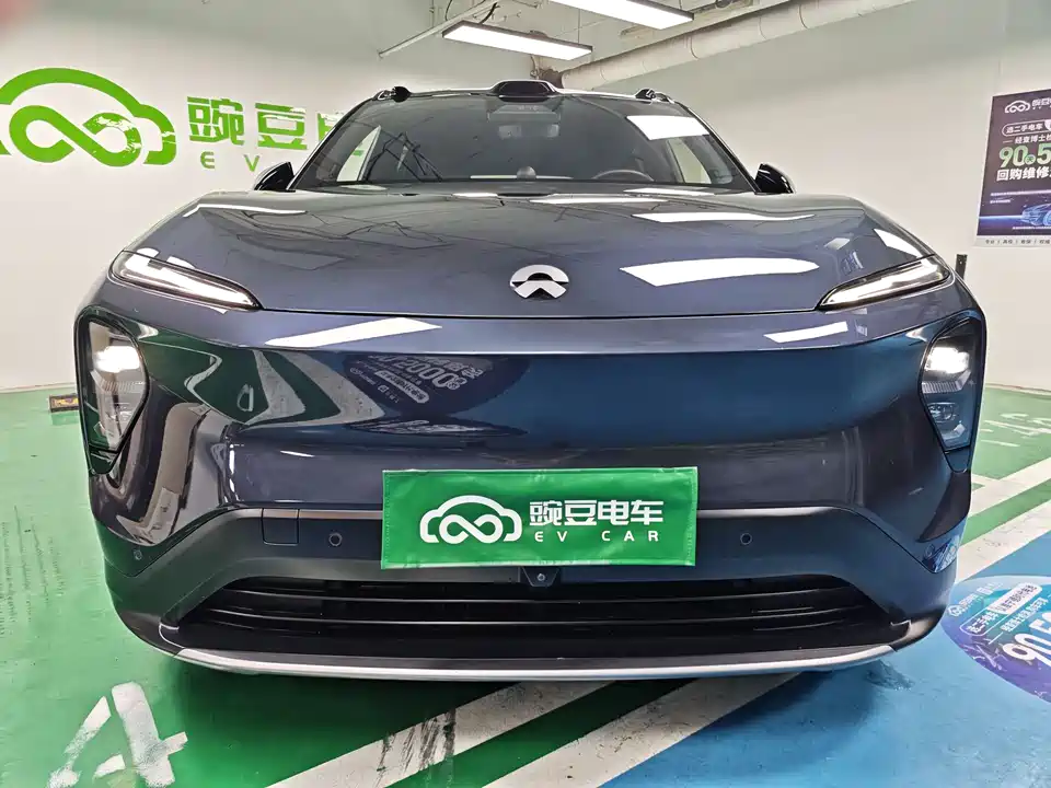 NIO ES7
