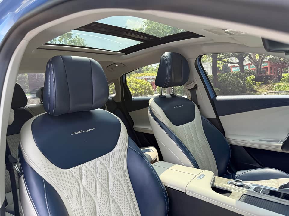 Chery Arrizo 8