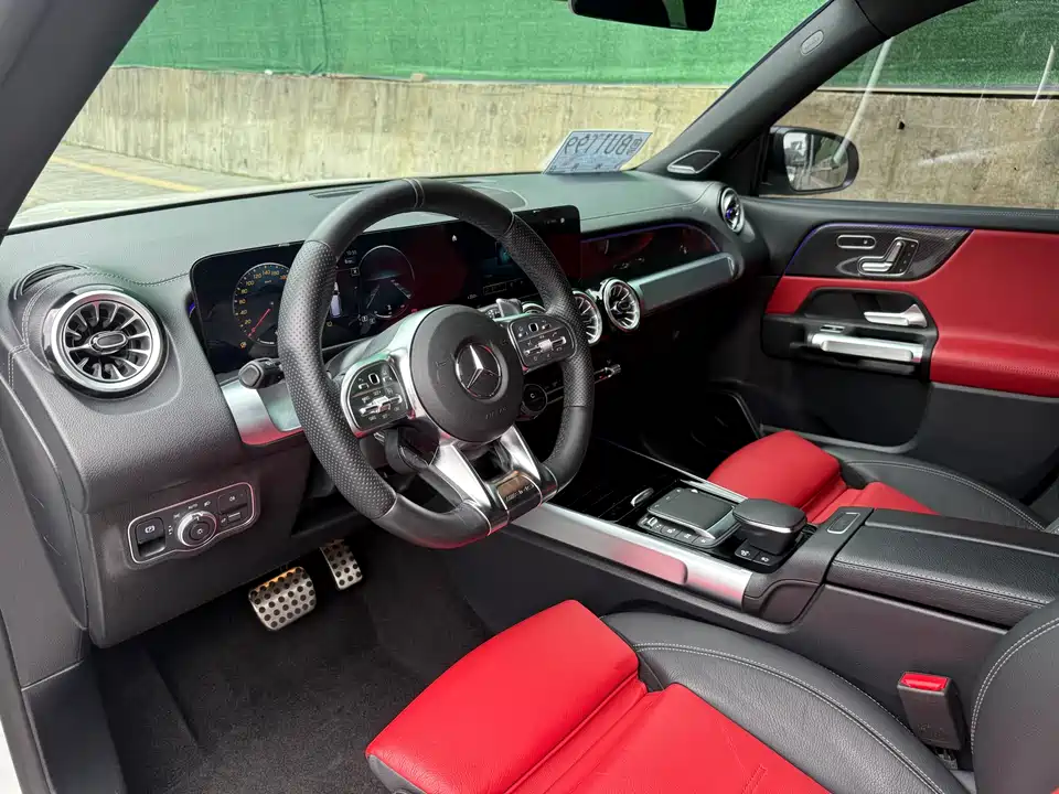 Mercedes-Benz GLB AMG