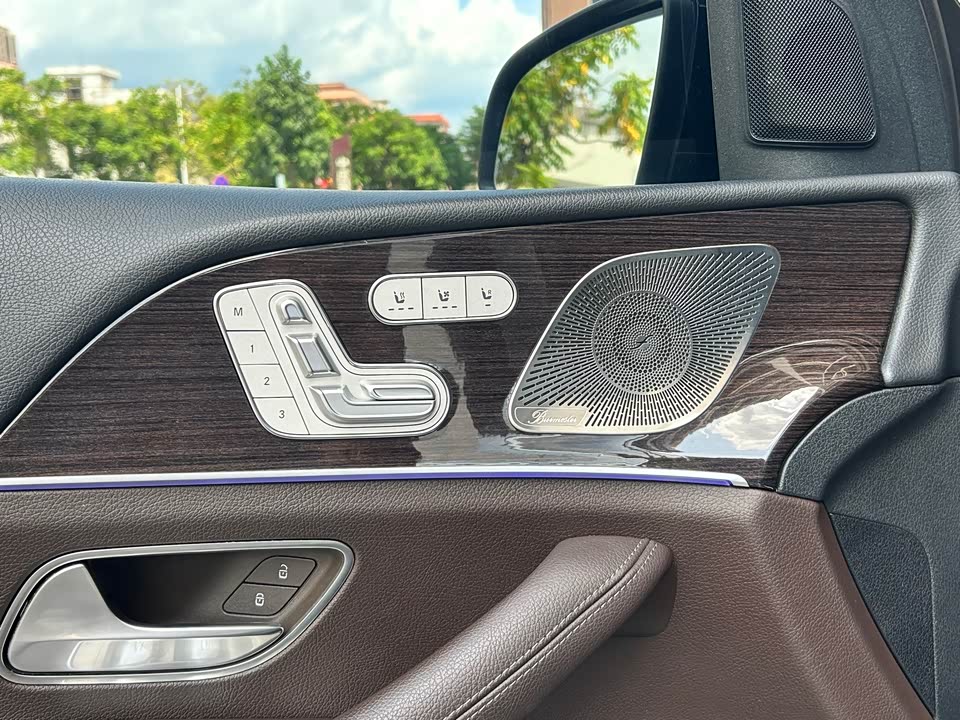 Mercedes-Benz GLS