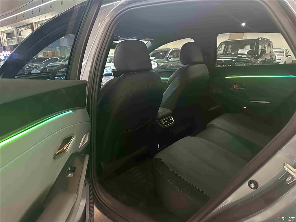 BYD Qin, 2025 9