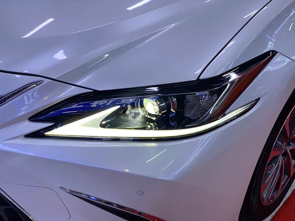 Lexus ES Lexus ES