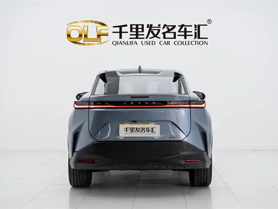 Lexus RZ Lexus RZ