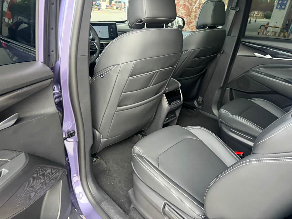 MAXUS Chase G50 MAXUS Chase G50