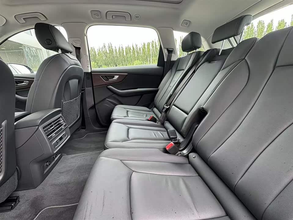 Audi Q7 Audi Q7