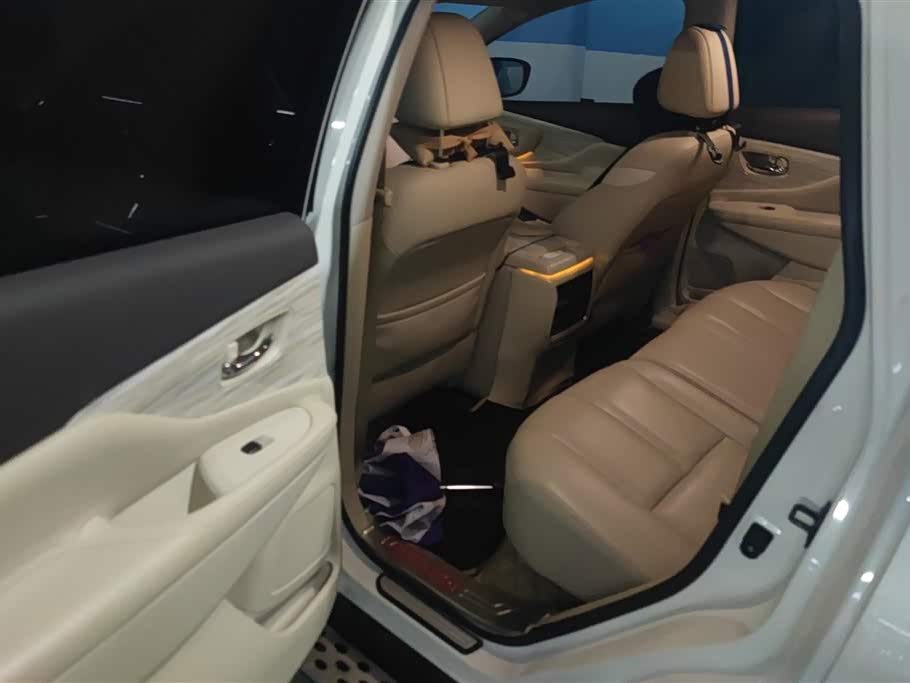 Nissan Loulan Nissan Loulan