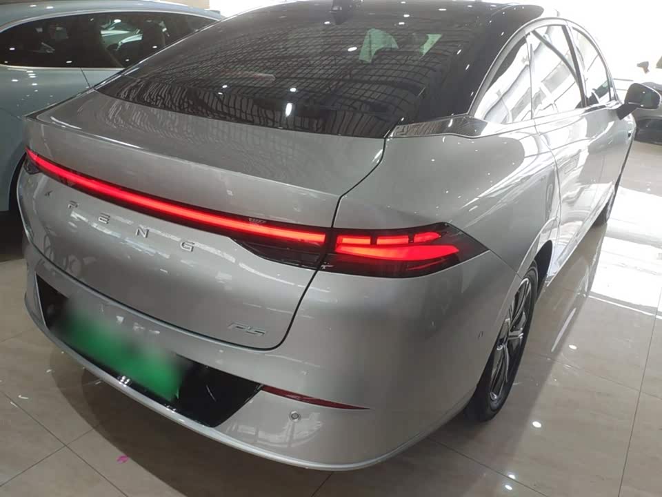 XPENG P5 XPENG P5